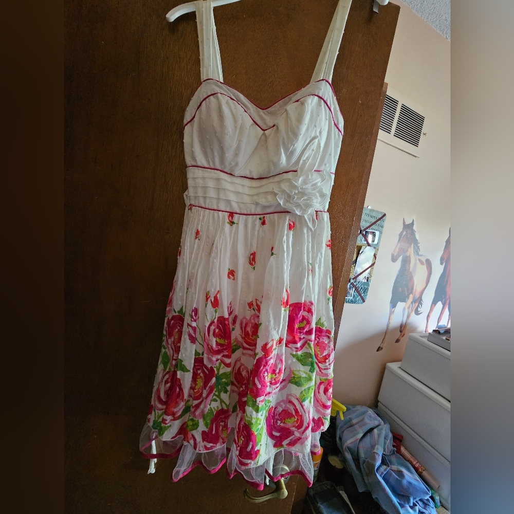 SUMMER DRESS
